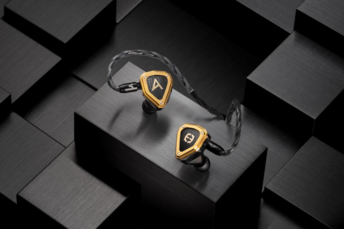 ASCII.jp：Astell&KernとEmpire Earsコラボの第2弾「NOVUS」ー価格88万