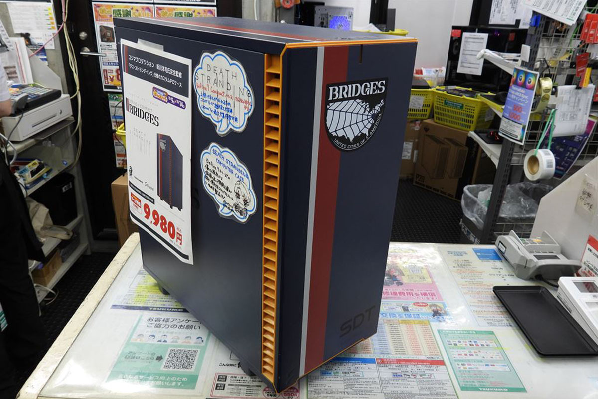 ASCII.jp：「デス・スト」仕様PCケースが期間限定の大特価で9980円