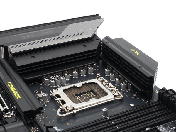 ASCII.jp：光らない！ドラゴンなし！ Core Ultra 200S世代の硬派な