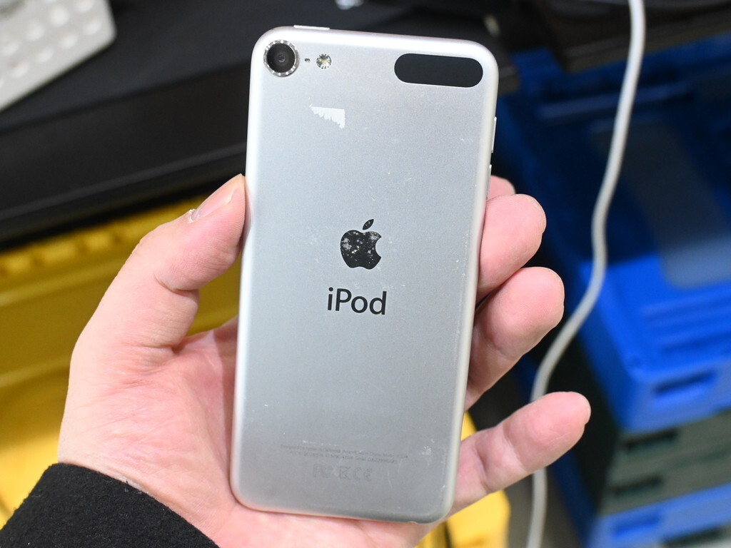 iPod touch (第6世代)の保証無し中古が2980円でアキバに大量入荷