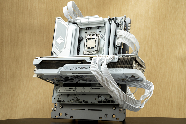 ASCII.jp：新進気鋭のASRock電源ユニットは安定性バッチリ！ 「Steel