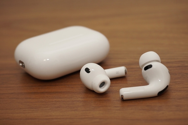 ASCII.jp：実機を触ってわかった！ AirPods Pro 3の装着感とノイキャン