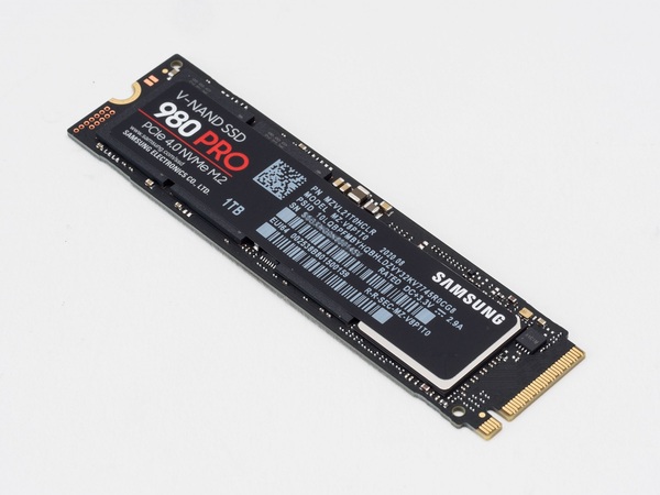 ASCII.jp：リード最大7GB/sの衝撃！待望のSamsung製Gen 4対応SSD「980
