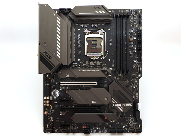 ASCII.jp：コスパ重視モデルとは思えない次世代インターフェースや巨大