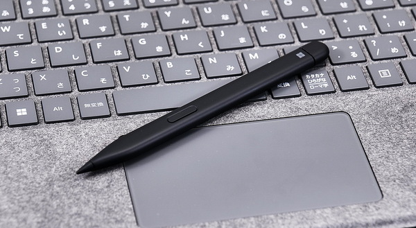 ASCII.jp：「Surface Pro 8」実機レビュー = Windows11がスグに使える