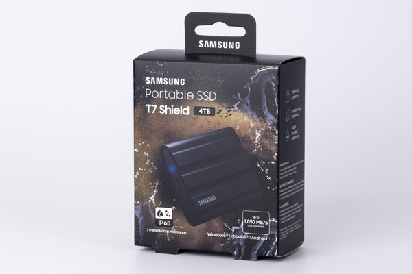 ASCII.jp：Samsung Portable SSD T7 Shieldの4TBモデルはLANより18倍速