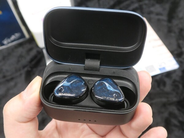 ASCII.jp：音質ファーストなハイエンドイヤホン「FoKus Mystique」