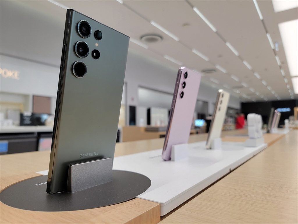 ASCII.jp：韓国でGalaxy S23 Ultraを購入、キャリア割引がオマケ多数で