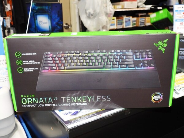 ASCII.jp：Razerの薄型テンキーレスキーボード「Ornata V3 Tenkeyless