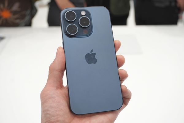 Apple iPhone 15 pro max 256gb ブルーチタニウム Refurbished iPhone