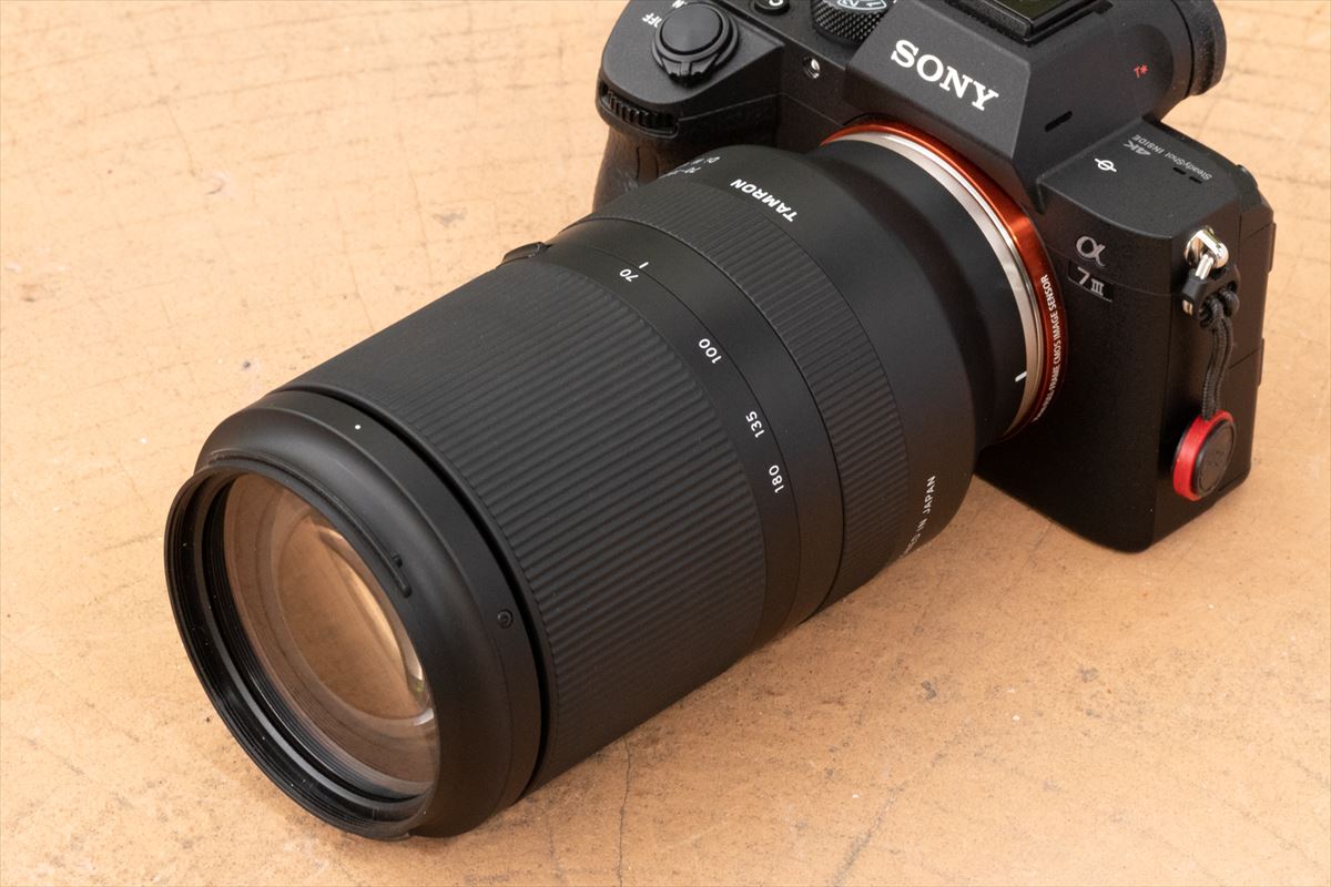 タムロン70-180mm F/2.8 Di III VXD（Model A056） | スタジオ
