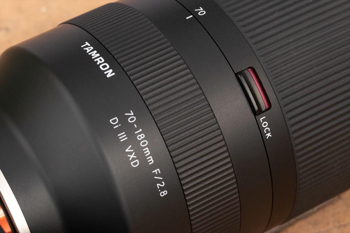 タムロン70-180mm F/2.8 Di III VXD（Model A056） | スタジオ