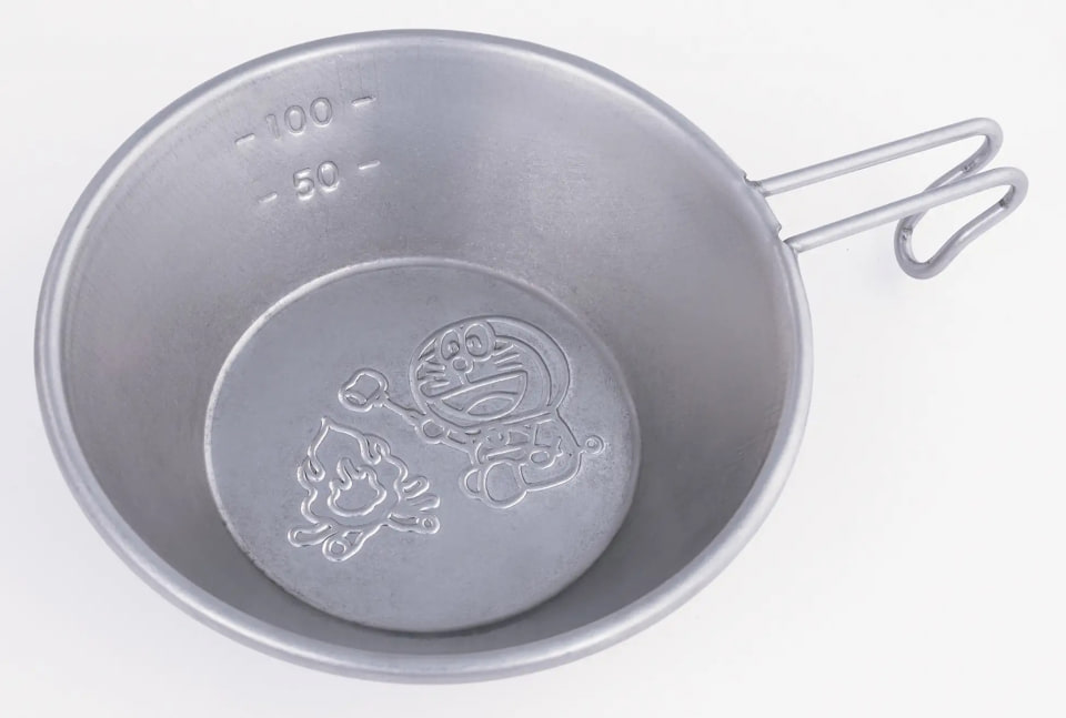 BE-PAL9月号、付録に「ドラえもん ミニ・シェラカップ 焚き火キャンプ