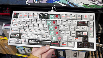 ラピトリ対応ゲーミングキーボード「Rainy 75 RT Pro」にスイーツ