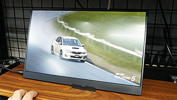 持ち運べる17.3インチモニター「Quintokuta 4F173」、IPSパネル採用