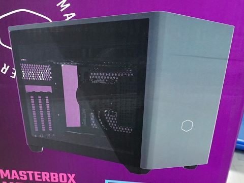 Cooler Masterのミニタワー「MasterBox NR200P MAX」が発売、専用電源