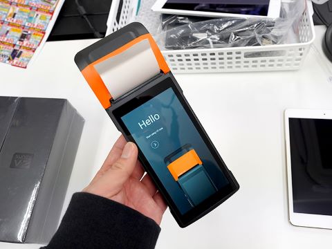 どこから出てきた！？感熱プリンター内蔵のAndroid端末「SUNMI V2」未