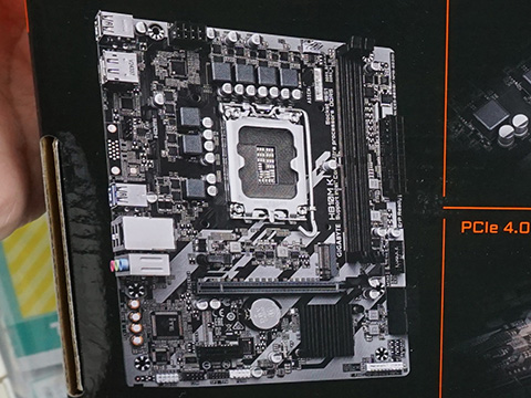 GIGABYTEのCore Ultra対応microATXマザー「H810M K」が登場 - AKIBA PC