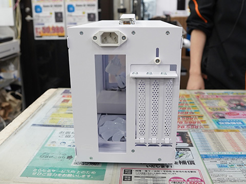 CPSの持ち運べるMini-ITXケース「K101 MESH」が28日発売、カラーは2色