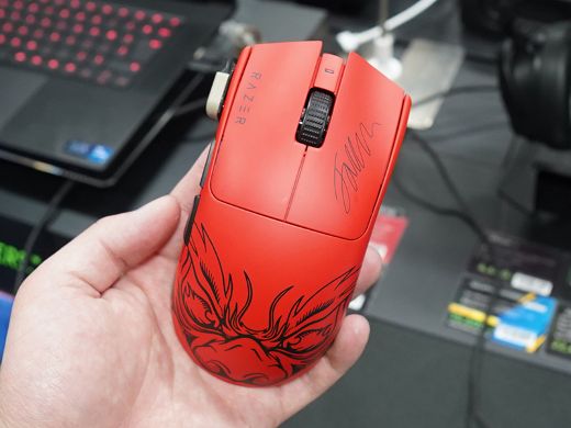 レジェンドLoL選手「Faker」コラボのマウス「Razer Viper V3 Pro Faker