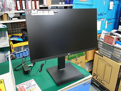 WQHD解像度の23.8インチIPSモニター「24QP550-B」がLGから、縦画面も