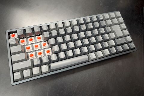 有線/無線両対応のコンパクトメカニカルキーボード「Keychron K2