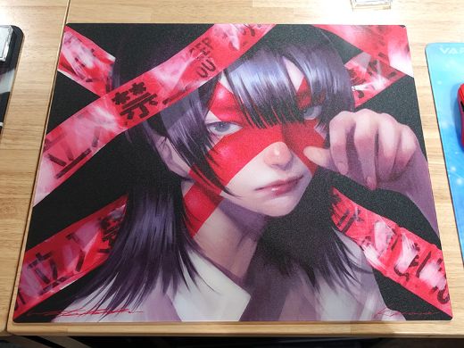 1.5mmの薄型ガラスマウスパッド「Kanami SAI II by Wataboku Glass Pad