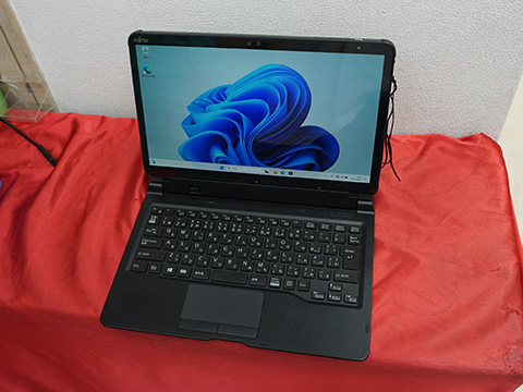 Core i5-1145G7搭載の13.3インチWindowsタブレットが49,800円