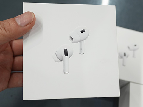第2世代「AirPods Pro」が26,800円！期間限定の未使用品セール - AKIBA