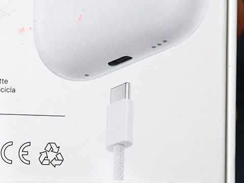 第2世代「AirPods Pro」が26,800円！期間限定の未使用品セール - AKIBA