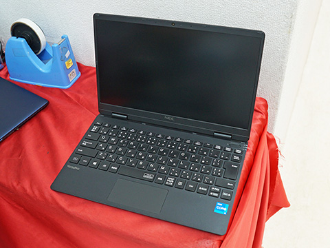 Core i5-1130G7や8GBメモリ搭載のNEC製12.5型ノートPCが29,800円！中古