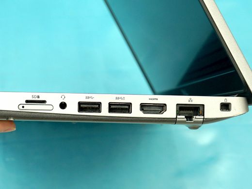 第10世代Core i7/16GBメモリ/Quadro搭載の15.6インチノートが49,800円