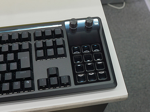 CORSAIRのStream Deck内蔵キーボード「GALLEON 100 SD」が予約スタート