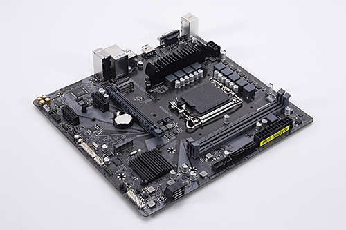 コスパ最強、Core i3-12100F/GeForce RTX 3050の性能をGIGABYTE B660M