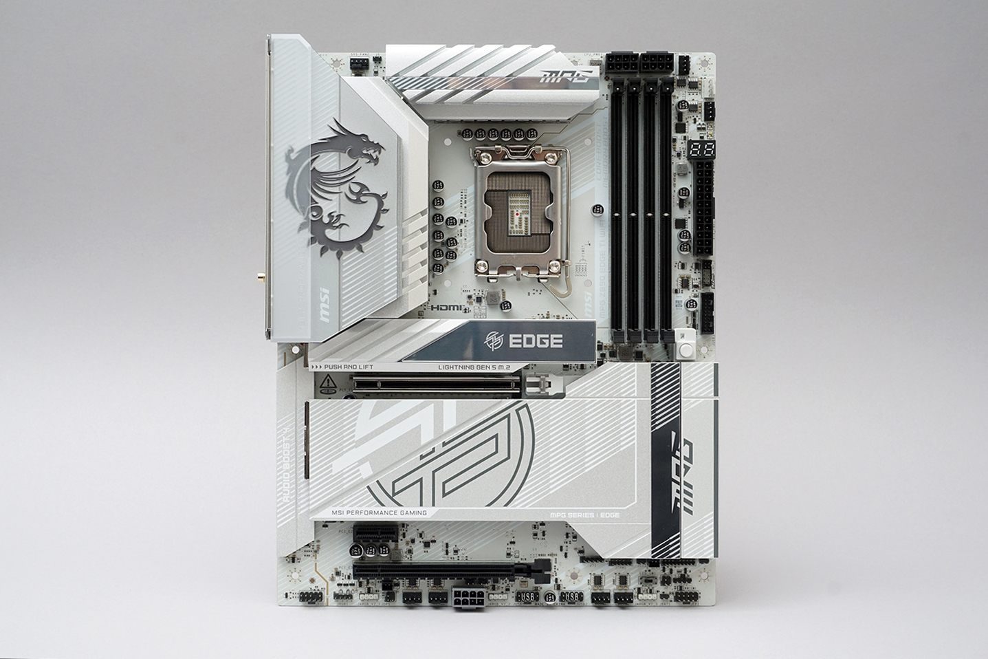 低発熱＆高性能で人気のCore Ultra 7 265Kにはこの白マザー！MSI「MPG