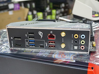 ゲーム機能充実のASUS製Mini-ITXマザー「ROG STRIX Z390-I GAMING」が