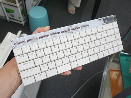 タブレット向け薄型キーボードの自作キット「Angel70」 - AKIBA PC