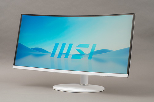 ウルトラワイドモニターはオフィス/クリエイティブにも活きる！用途も