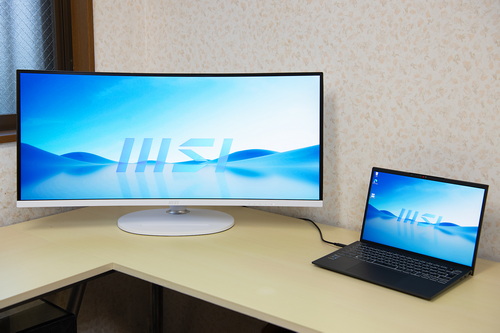 ウルトラワイドモニターはオフィス/クリエイティブにも活きる！用途も