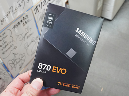 Samsung SSD「870 EVO」の4TBモデルが発売、キャッシュはLPDDR4 4GB