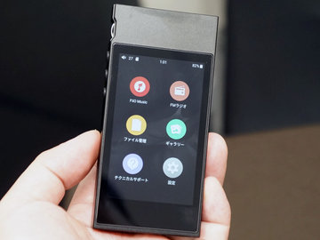 FiiO、新世代プレーヤー「M7」、ポタアン「Q5」披露。BTケーブルの価格