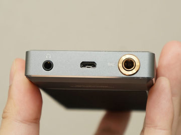 FiiO、新世代プレーヤー「M7」、ポタアン「Q5」披露。BTケーブルの価格