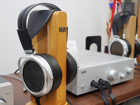 レビュー】真空管と半導体どっちが好み? STAXヘッドフォンの魅力