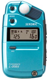 セコニック、世界初「ボディカラーが選べる」露出計 - デジカメ Watch