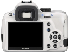 エントリー初の防塵防滴デジタル一眼レフカメラ「PENTAX K-50