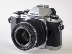 新製品レビュー：OLYMPUS OM-D E-M10 - デジカメ Watch Watch