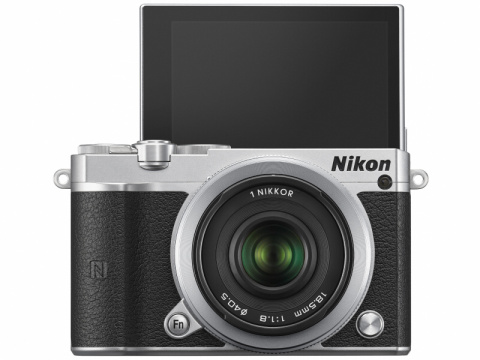 ニコン、デザインを一新した「Nikon 1 J5」 - デジカメ Watch Watch