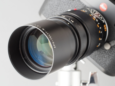 ライカレンズの美学：APO-TELYT-M F3.4/135mm シャープだがシルキーで