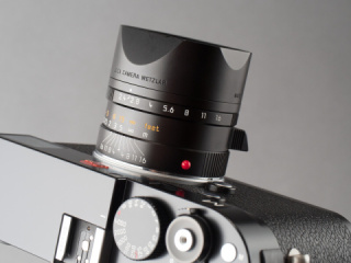 ライカレンズの美学：SUMMARIT-M F2.4/50mm 独特の味わいを楽しめる