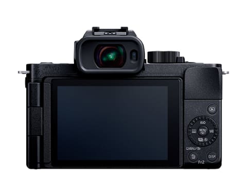 パナソニック、マイクロフォーサーズ機「LUMIX G100」を8月に国内発売